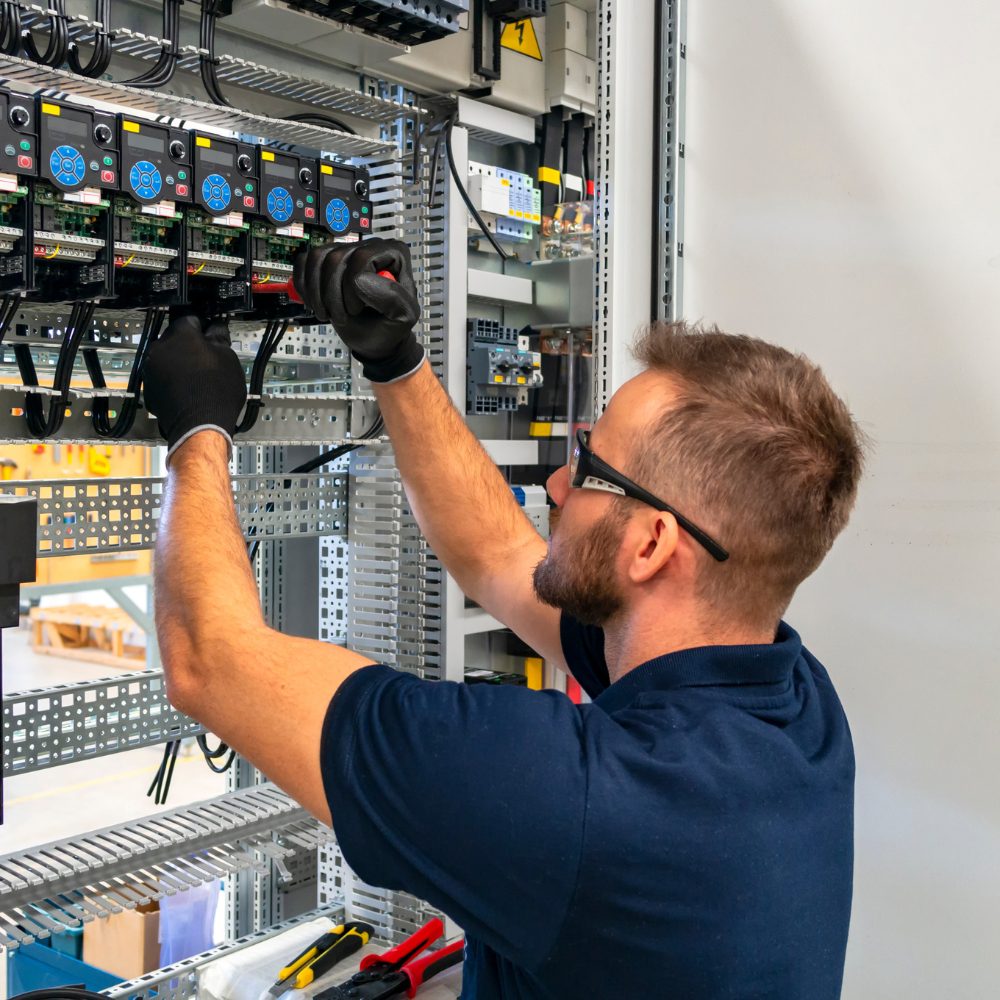 Margate Electrical Contractor Services | Reliable & Safe 48
