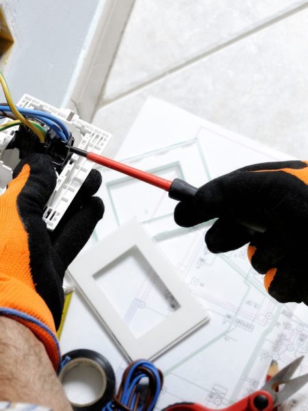 Yugar Electrical Contractor Services | Expert Help 87